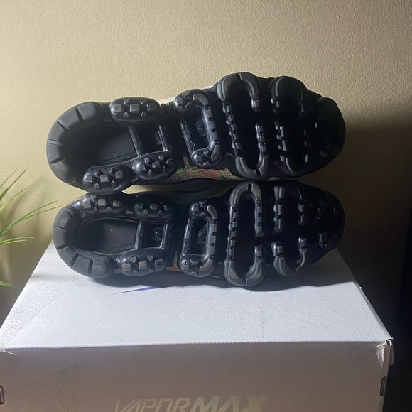 MENS NIKE VAPORMAX FLYNIT 3 MULTICOLOR - Picture 3 of 4
